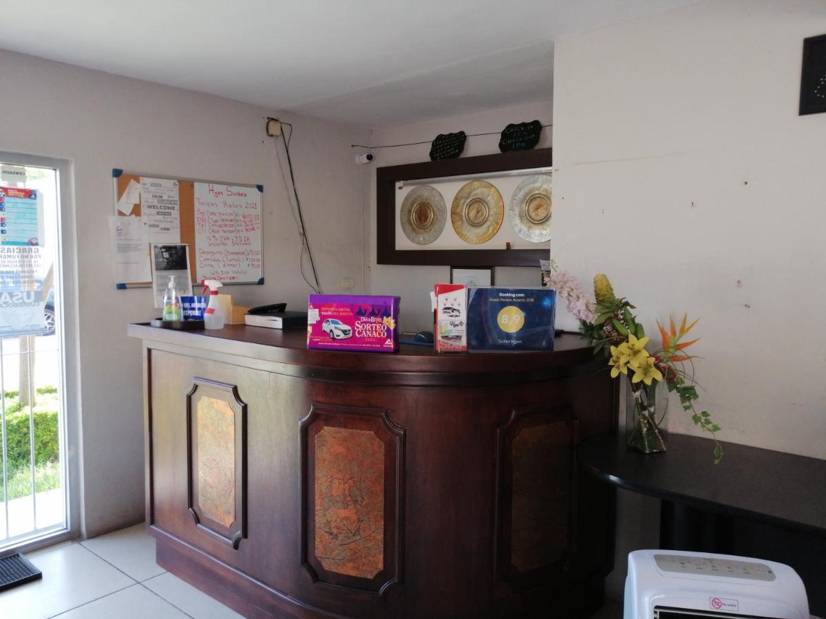 Hgen Rooms & Suites Los Mochis Exteriör bild