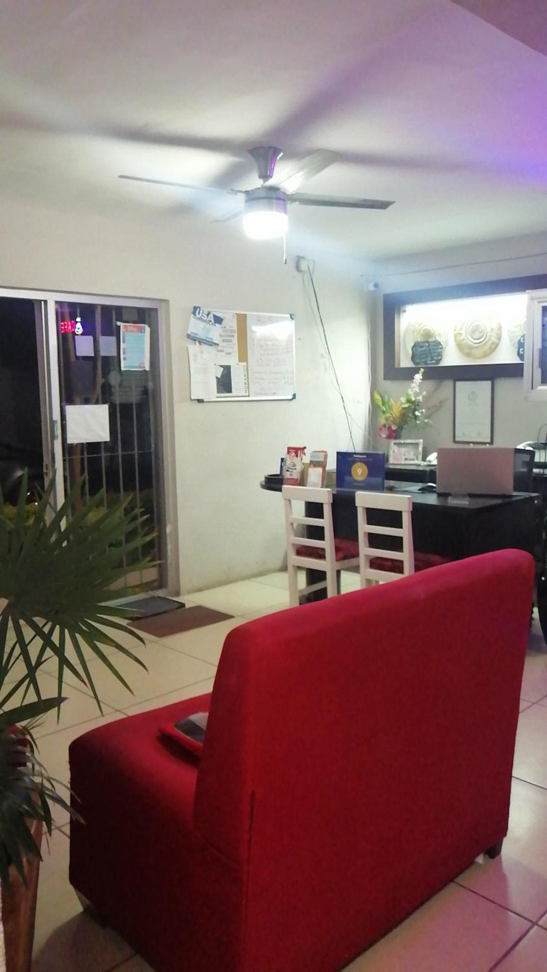 Hgen Rooms & Suites Los Mochis Rum bild