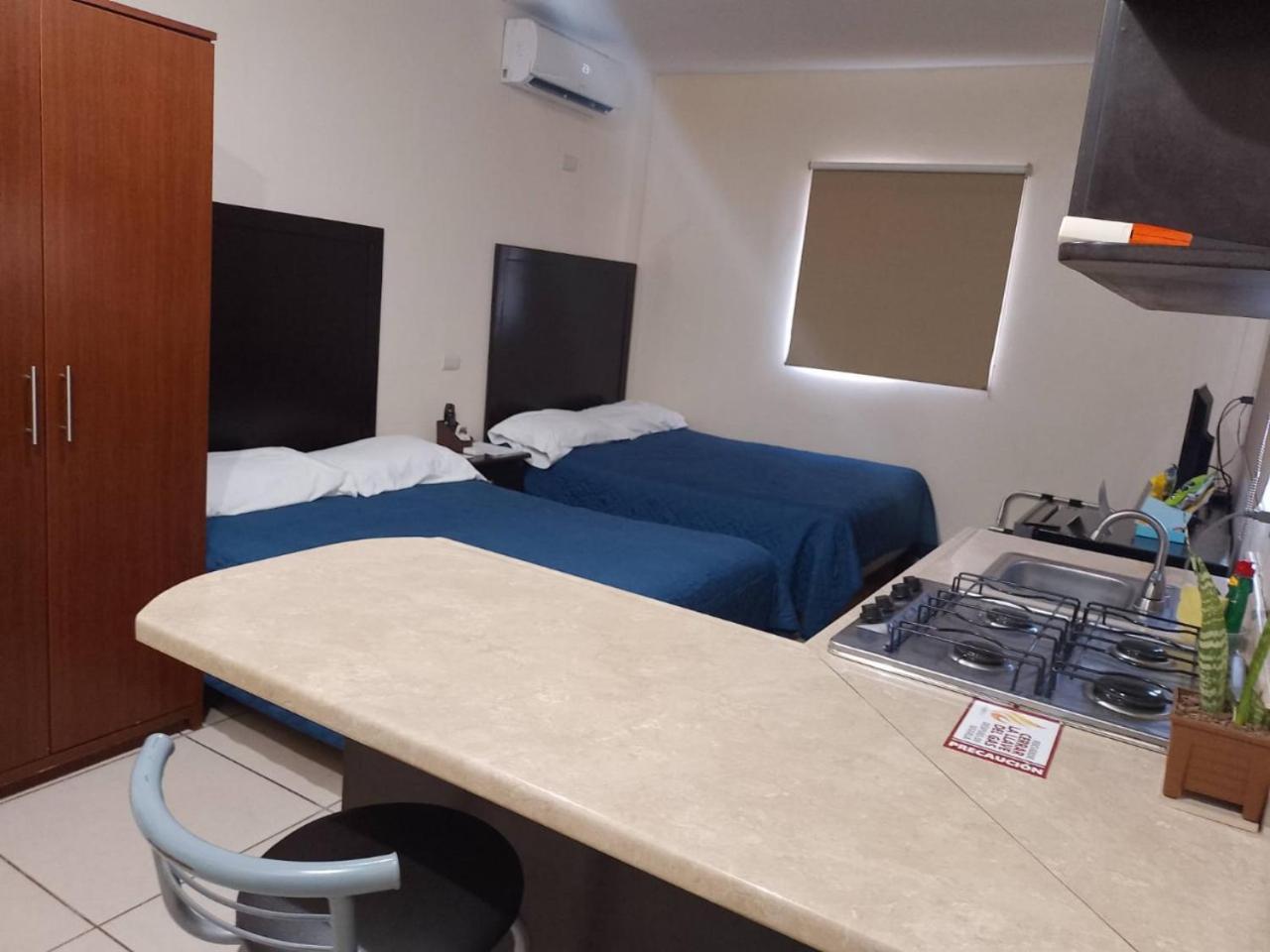 Hgen Rooms & Suites Los Mochis Exteriör bild