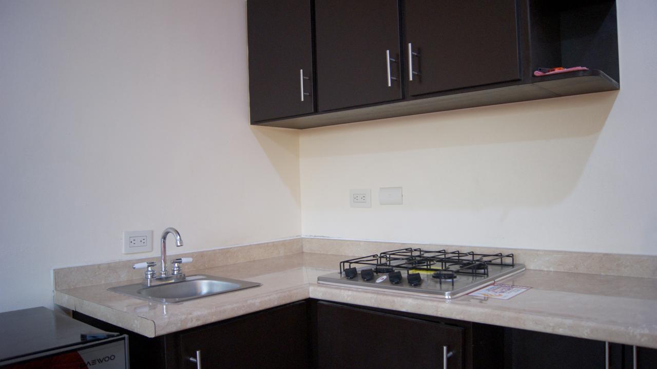 Hgen Rooms & Suites Los Mochis Exteriör bild